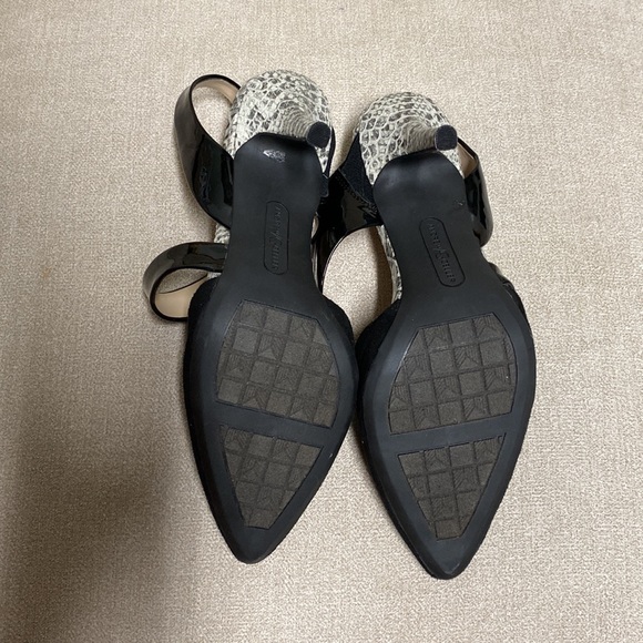 Taryn Slingback - Picture 2 of 4